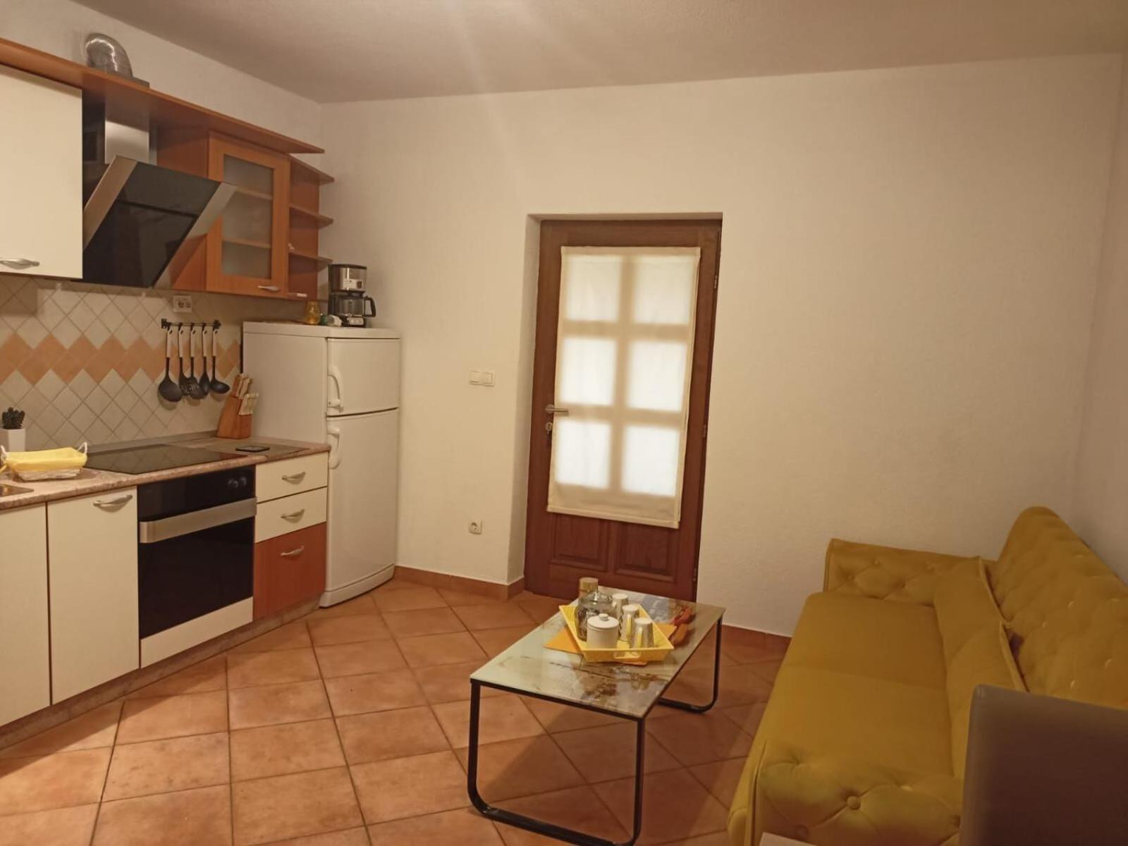 Apartment Piveta Трогир Экстерьер фото