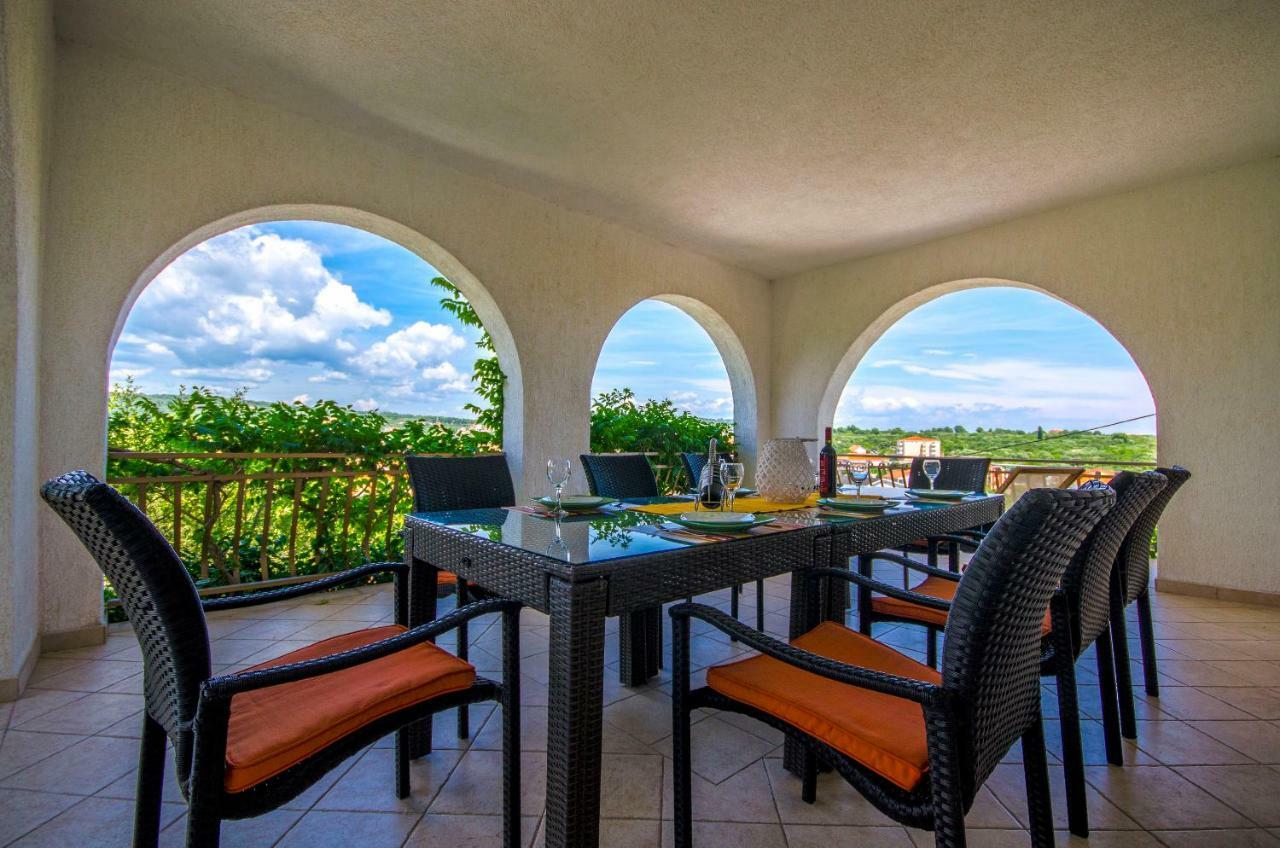 Apartment Piveta Трогир Экстерьер фото